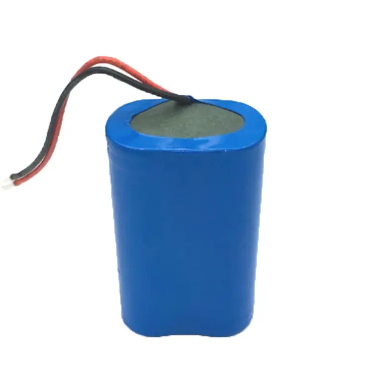 Batterie 7,4 V 2000 mAh.